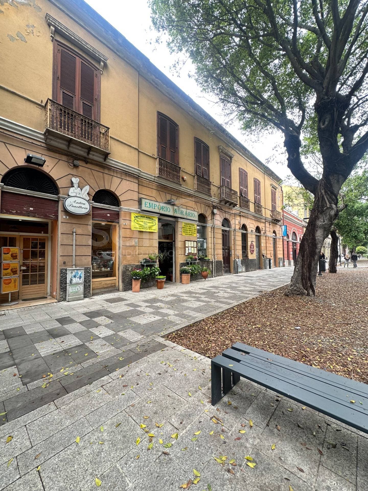 Locale commerciale a Cagliari